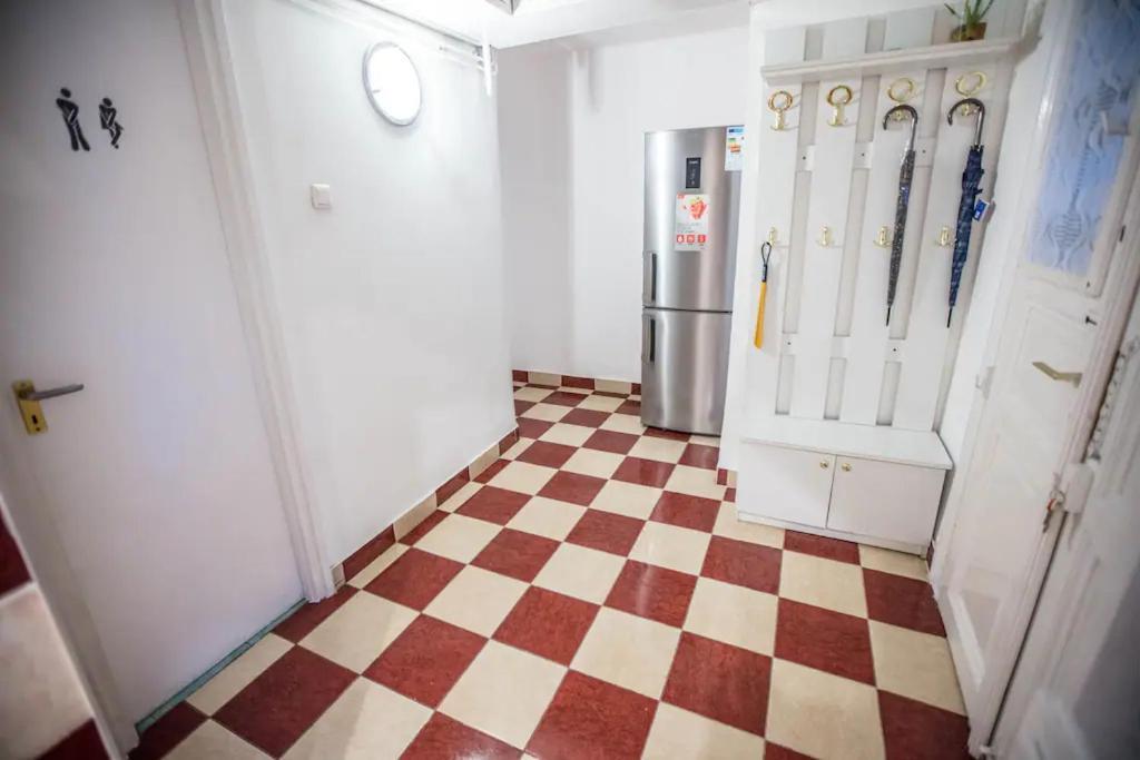 Center Apartment 5 Private Room For 19 People Boedapest Buitenkant foto